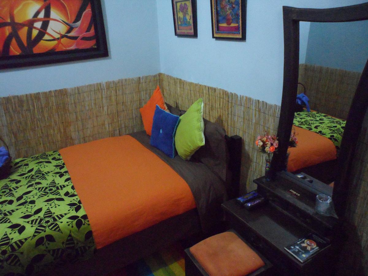 Zohar Hostel Bogota Ngoại thất bức ảnh