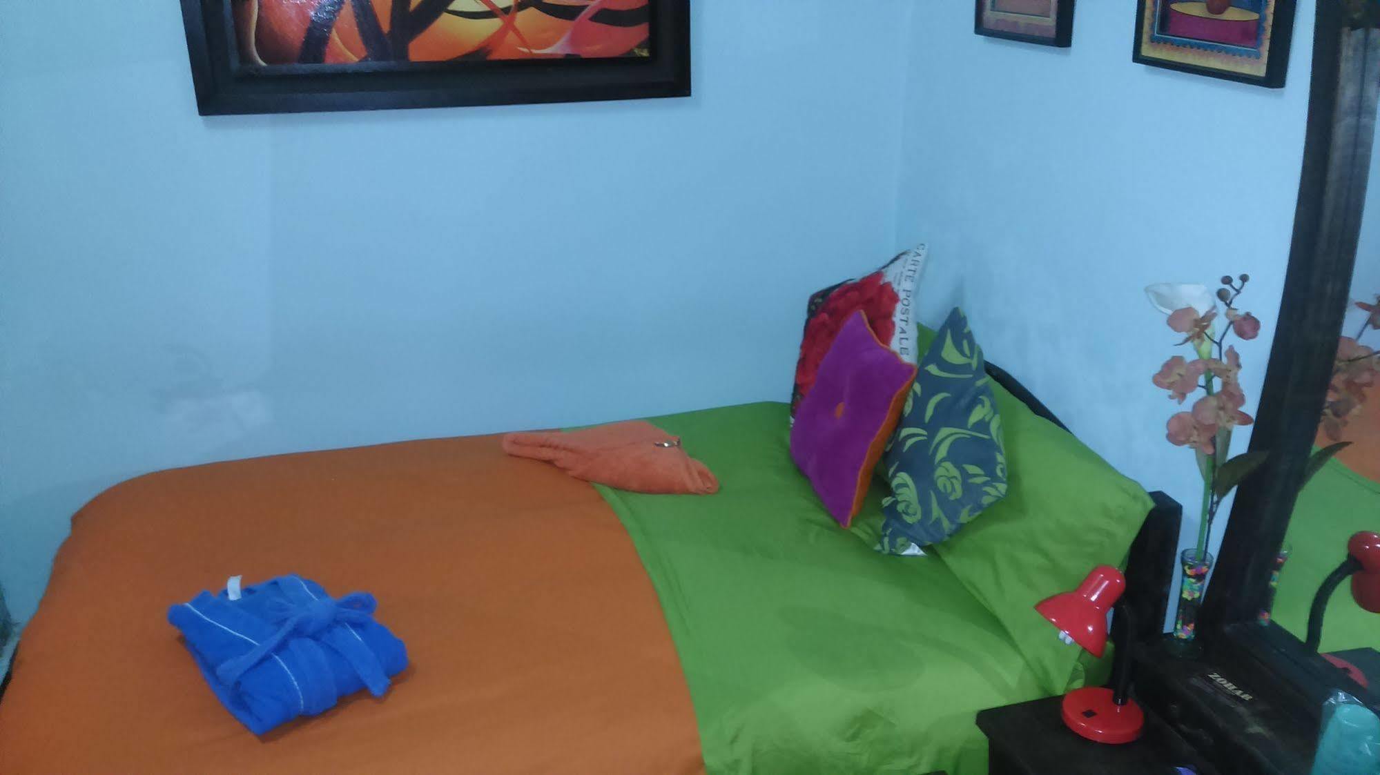 Zohar Hostel Bogota Ngoại thất bức ảnh