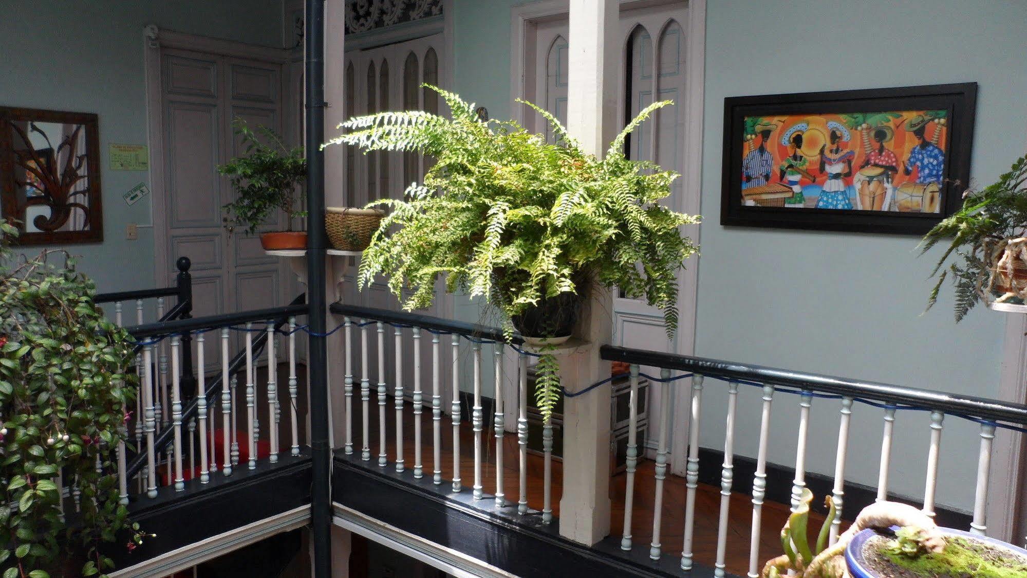 Zohar Hostel Bogota Ngoại thất bức ảnh